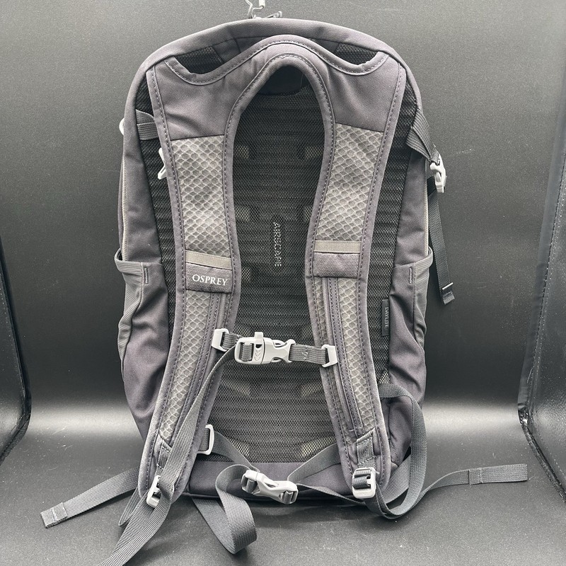 Osprey Daylite Pack / Hydration Backpack Airscape - Black - Great Condition! 2