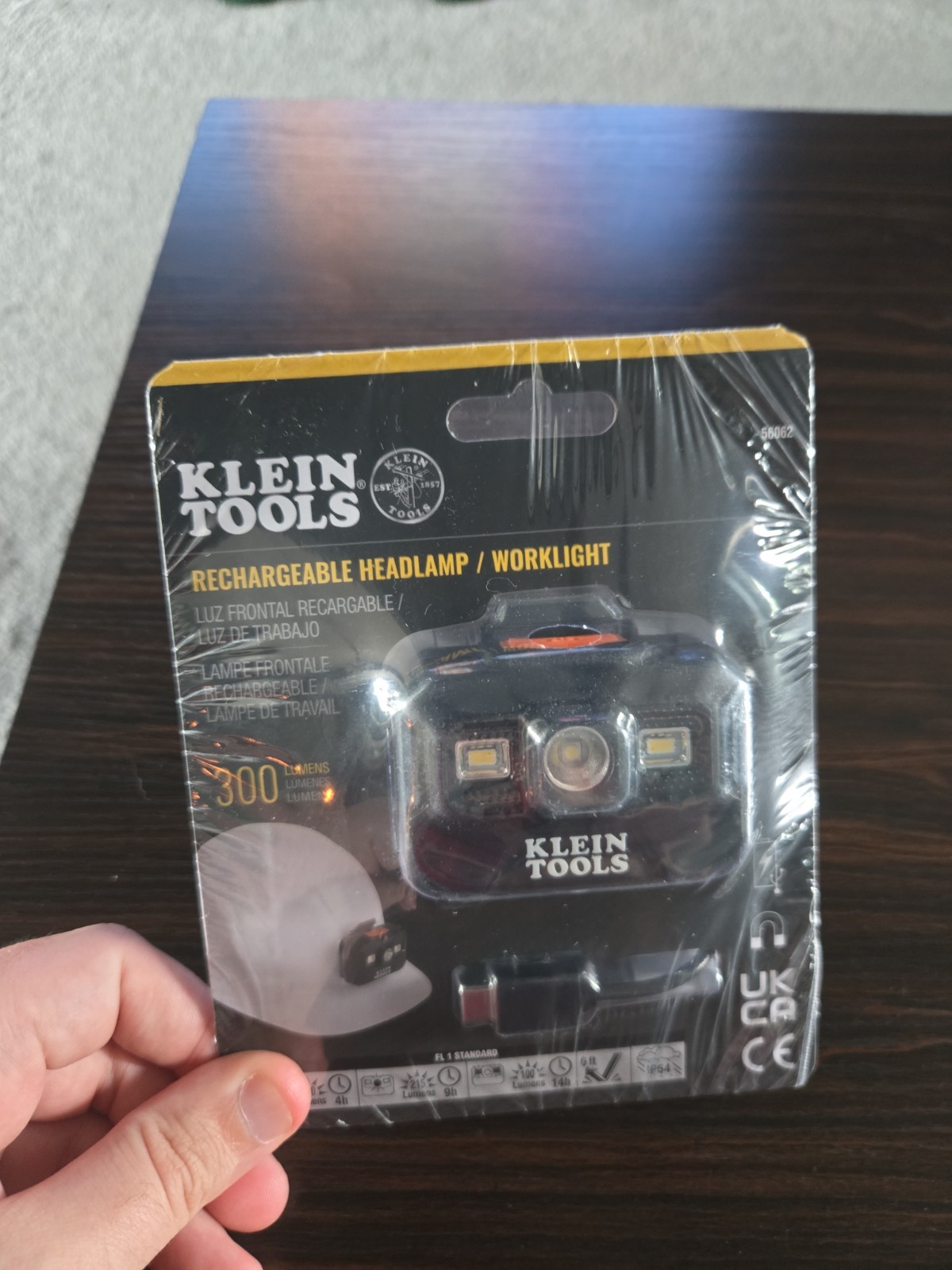 Klein Tools 56062 Rechargeable LED Headlamp/Worklight 300 Lumens Magnetic IP54 gallery