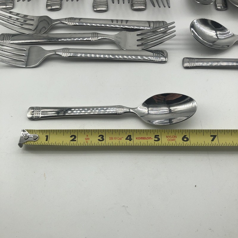 FITZ & FLOYD Everyday Bistro Flatware Band 37 pc Lot Stainless Steel gallery