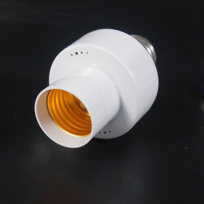 2x Wireless Remote Control Light Lamp E27 Screw Bulb Base Holder Cap Socket gallery