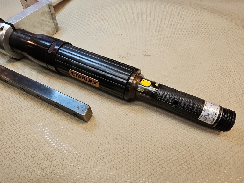 Stanley E45LB2-160 3/4" Drive Right Angle Head Screwdriver/Nutrunner gallery