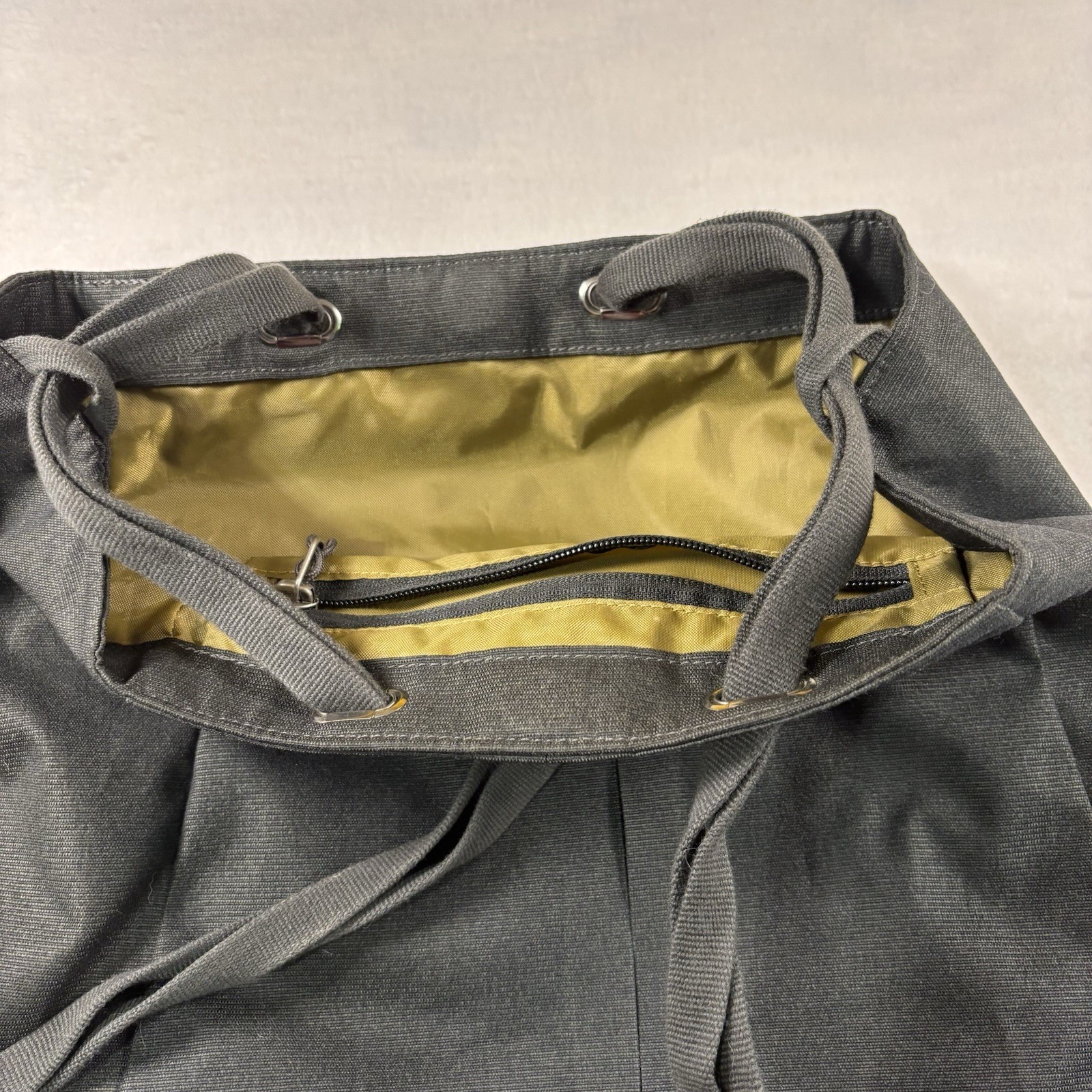 REI Co-op Black Hiking Backpack Drawstring Closure Internal Zip Pocket 4
