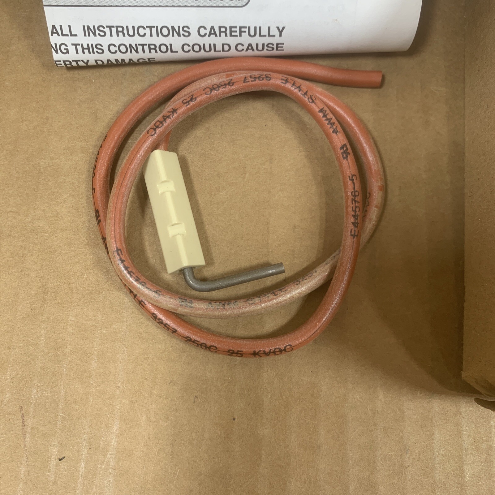 TESTED! WHITE RODGERS 760-687 Electrode York 025-26361-000 760 Series (176) gallery