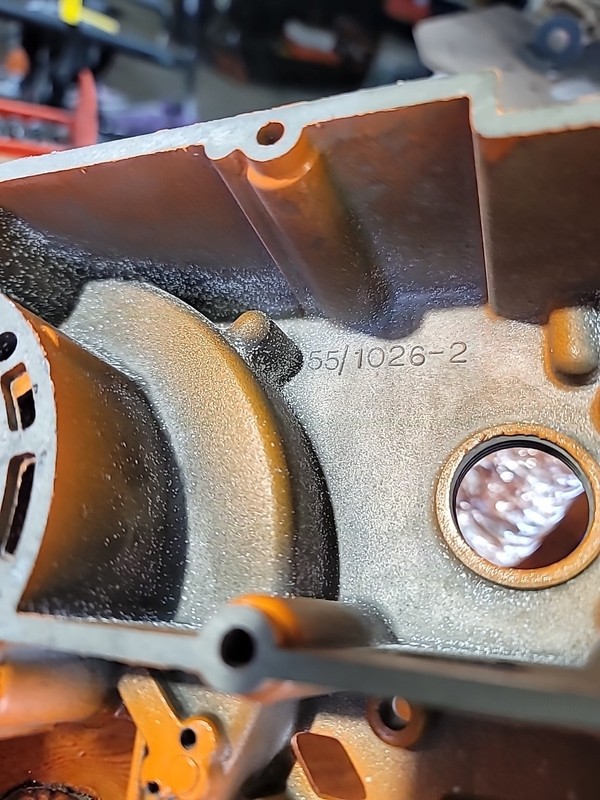 Olympic 261 Crankcase Assembly Both Halves New OEM Orange gallery