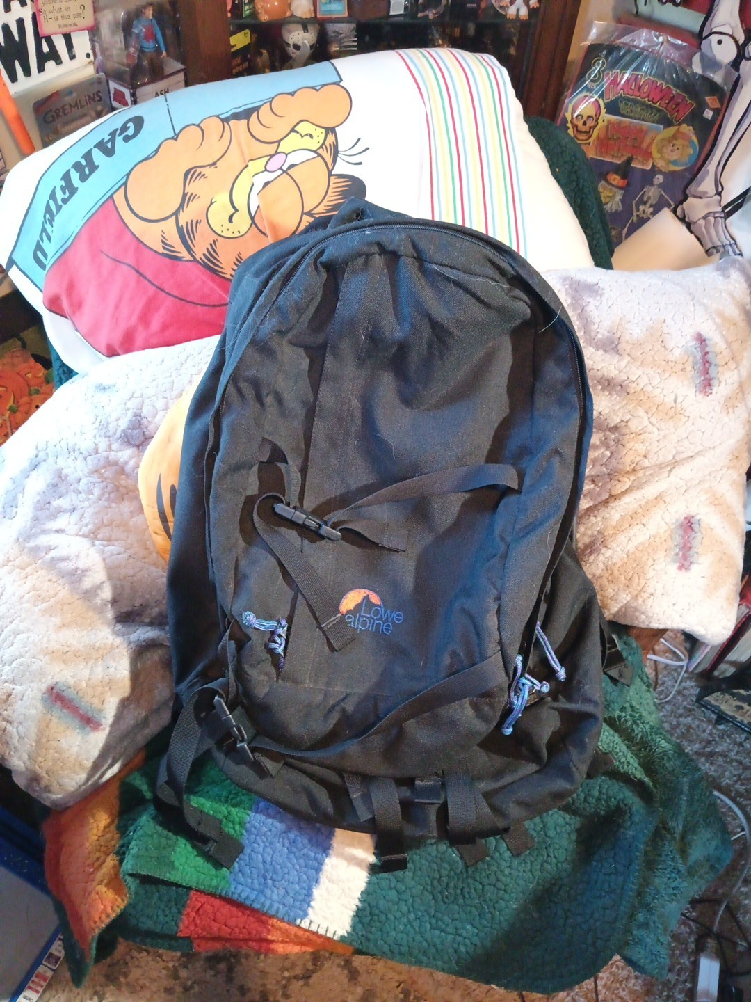Lowe Alpine backpack Internal Frame Black Detachable Pack Large 