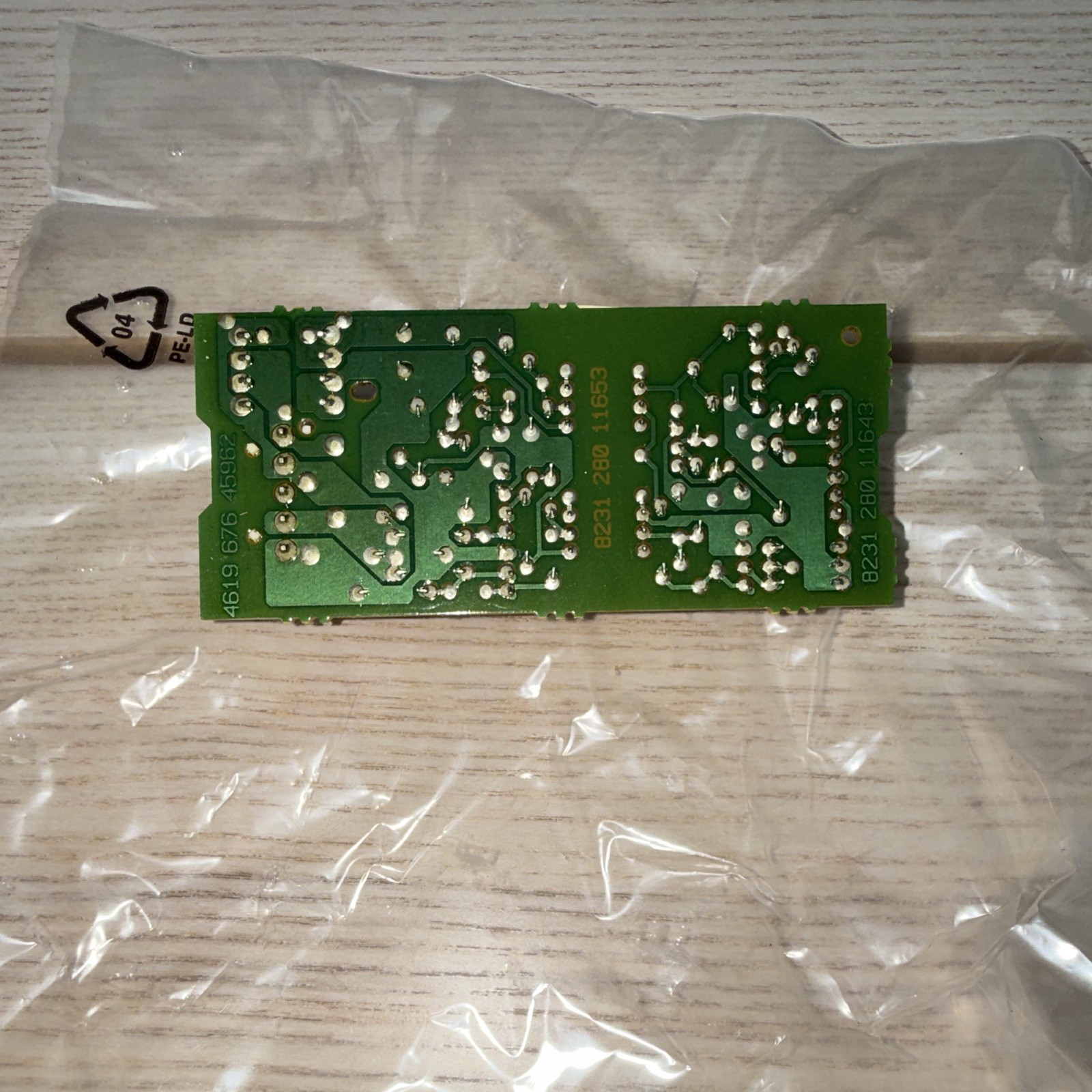 Whirlpool Cooktop Control Board WPW10120228 W10120228 1pk Includes Board gallery