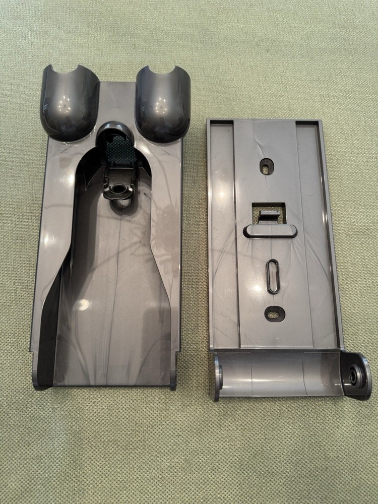 Dyson V11 Wall Mount Docking Station Vacuum Replacement 970011-01 New & Genuine