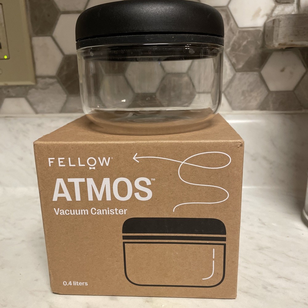 Fellow Atmos Vacuum Canister 0.4L Clear w/ Black Lid Lock Indicator-DISPLAY