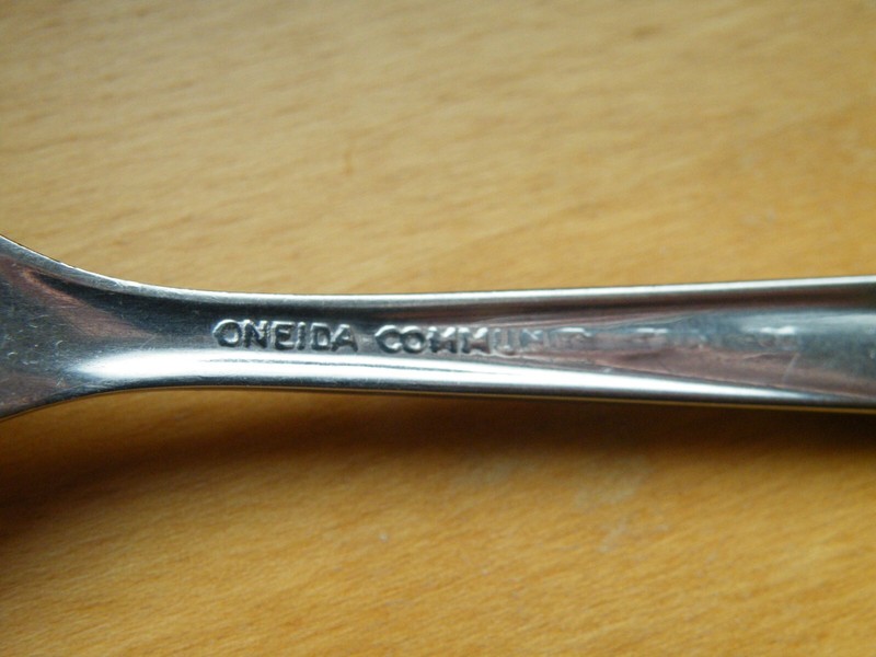 1 - Oneida Community Twin Star 1 Dinner Fork Flatware Utensil 7-1/4" MCM FREESHI gallery