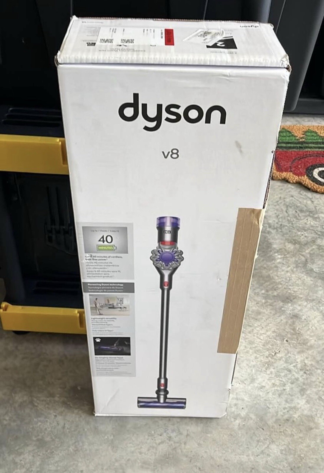 Dyson V8 Stick Vacuum Cleaner - Silver/Nickel (400473-01) gallery