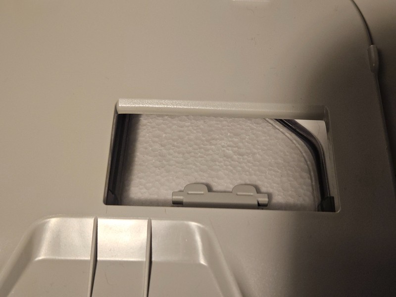 Samsung Clean Station Auto-Empty Dock for Jet Bot Vacuum VCA-RAE85A with 2 Bags gallery