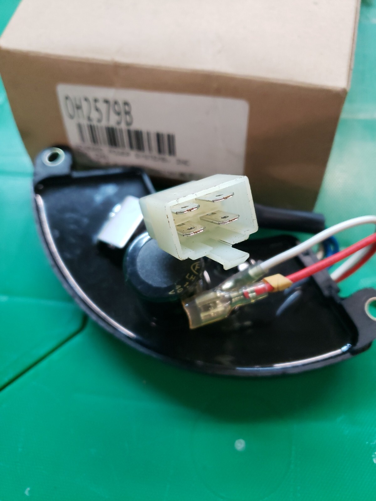 Generac AVR 5.5-7.5kW Vision ALT 0H2579B (C2) gallery