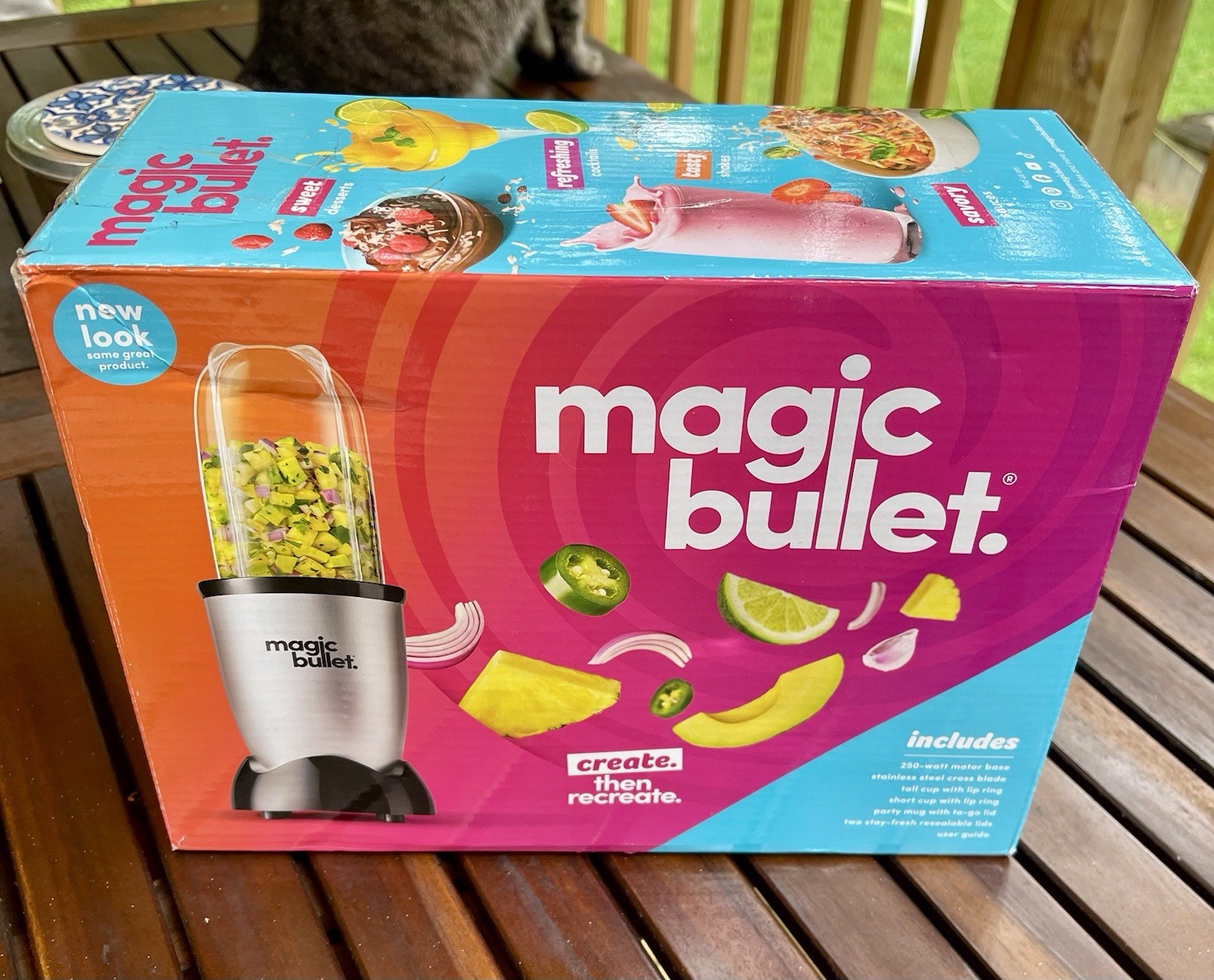 Magic Bullet® 11 Piece Personal Blender MBR-1101 – Silver / Black gallery