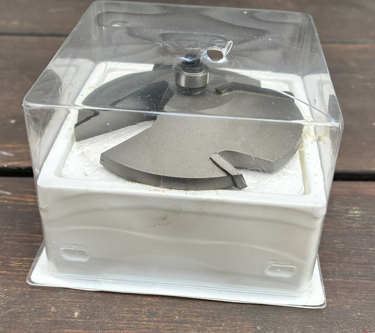 Milwaukee 3-1/2" Diameter Raised Panel Carbide Router Bit 1/2" Shank 48-23-6450 gallery
