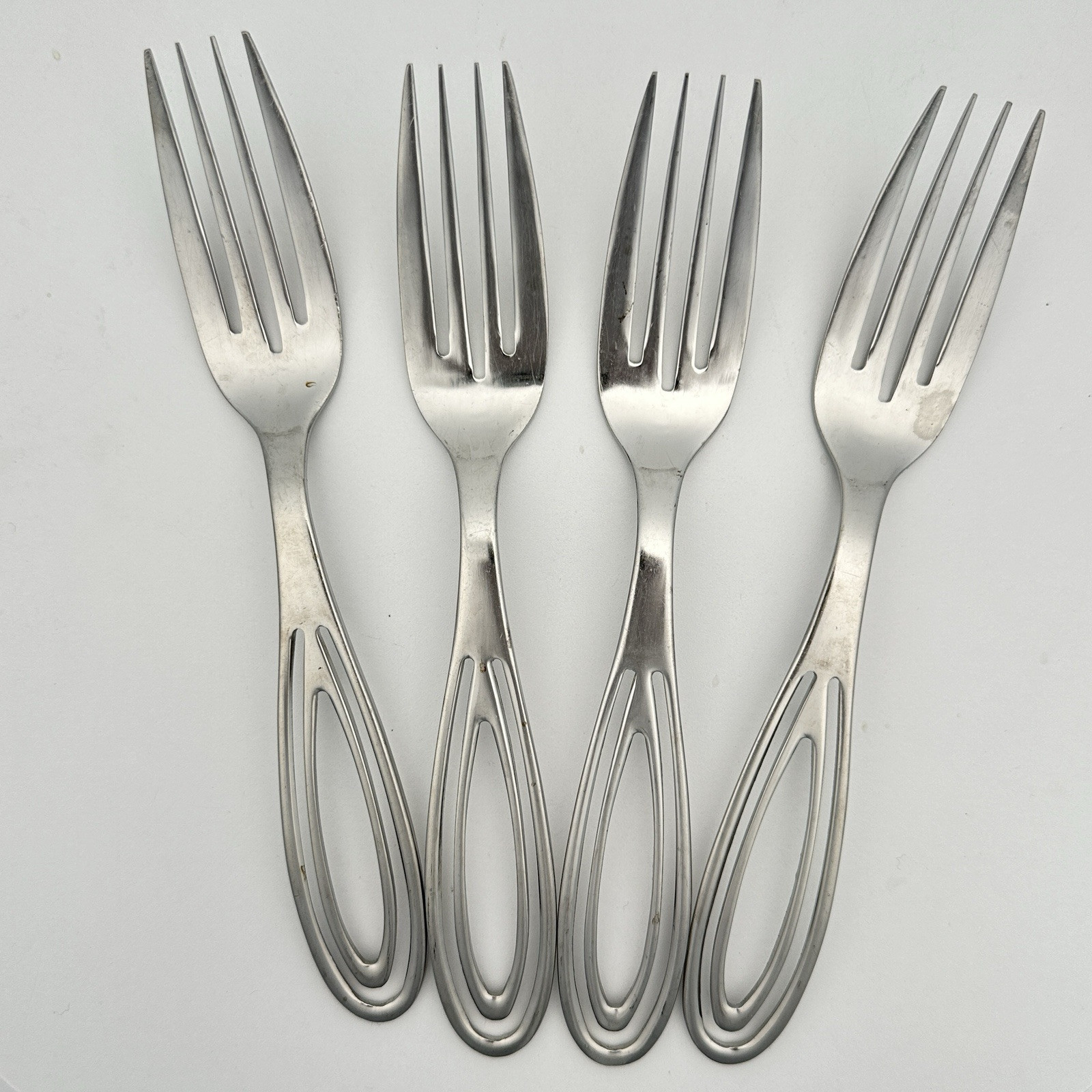 Pottery Barn PBN3 Stainless DINNER FORKS LOOP Lot of 4 gallery