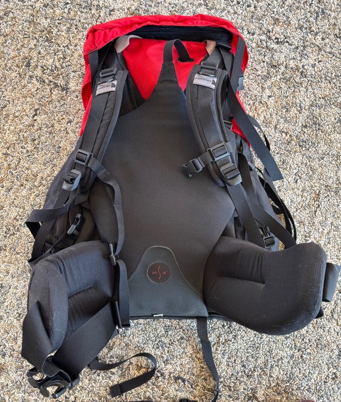 North Face Vigor Back Country Backpack, Women's Small, Red & Black 5