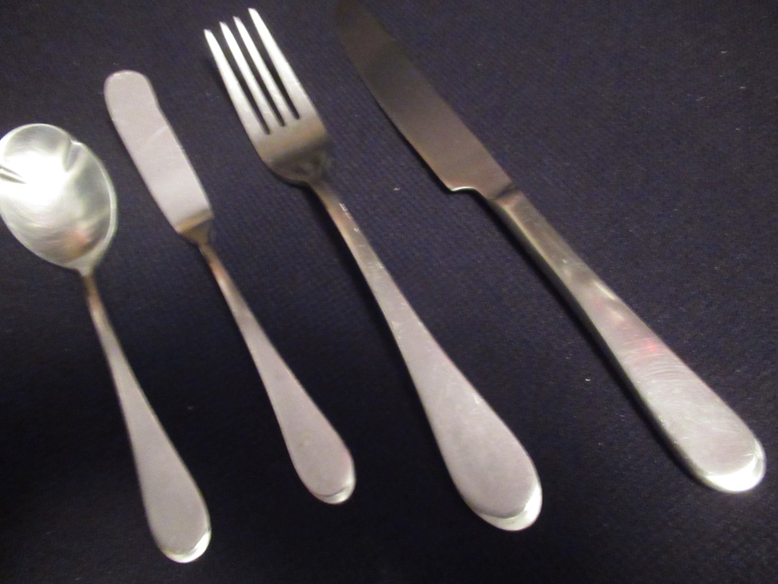 4-Oneida SATIN ICARUS Stainless Mixed Flatware Pieces gallery