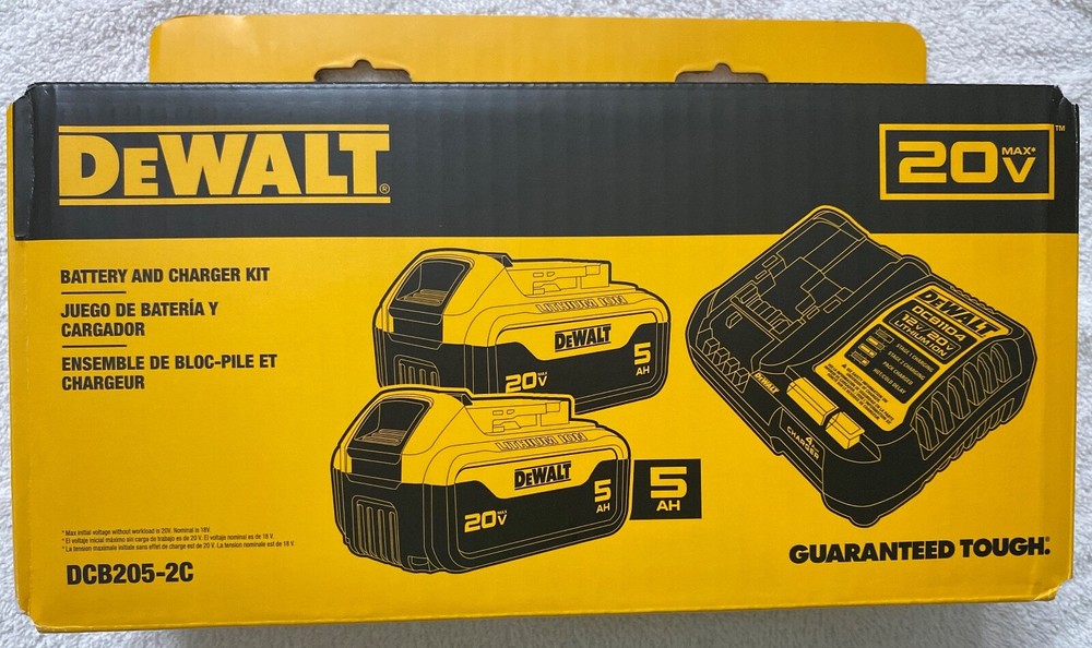 New Dewalt 20V Volt Max DCB205-2C (2 DCB205 Batteries & 1 DCB1104 Charger) NIB