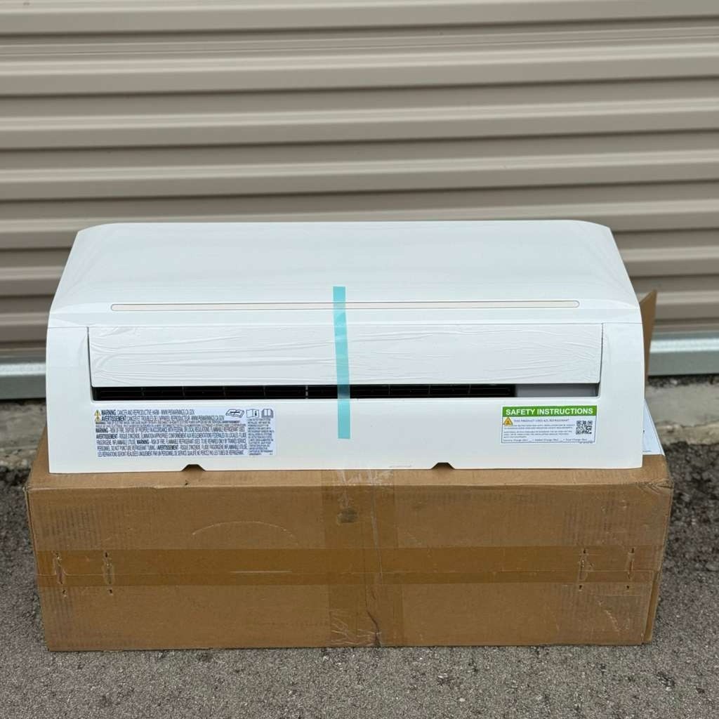 Carrier 45MHHAQ09XC3 9000 BTU Mini Split Indoor Unit R454B 208/230V gallery