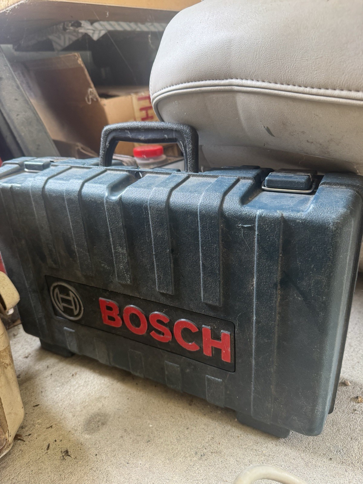 Bosch GLL3-300 Line Laser Level Self-Leveling with Hard Case gallery