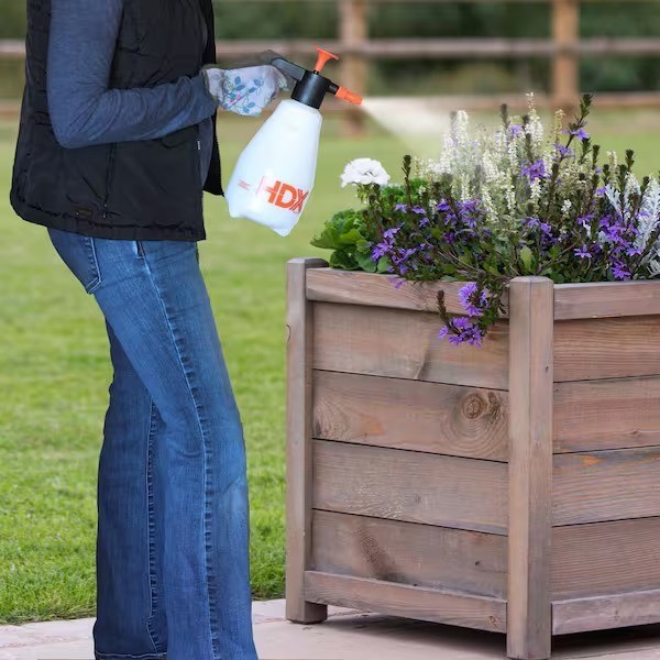 Multi-Purpose Handheld Pump Sprayer Indoor Plants Garden Project Small Lawn 56oz gallery