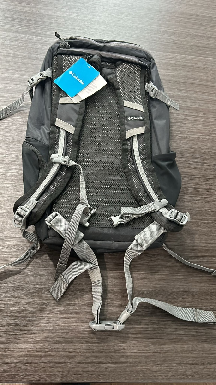 COLUMBIA 22L BACKPACK WITH TANK (BLACK) (B4) 4