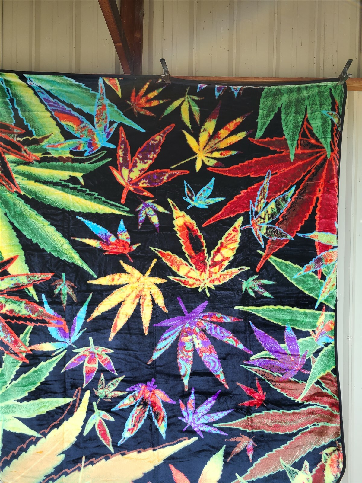 MARIJUANA LEAF LEAVES WEED CANNABIS POT TYE DYE QUEEN SIZE BLANKET gallery