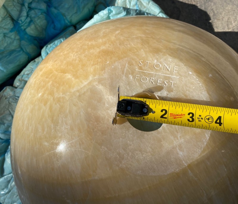 Creamy translucient natural stone round sinks gallery