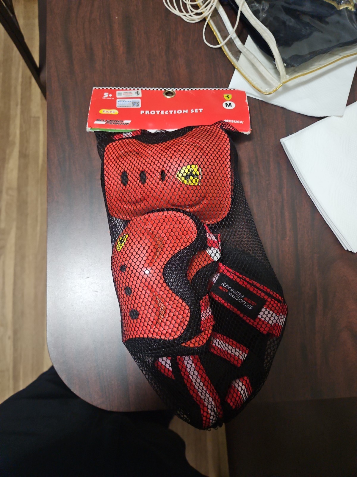 Scuderia Ferrari Protection Set Size M gallery