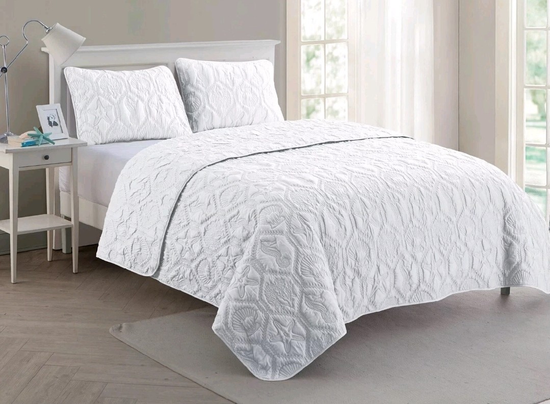 Coastal Quilt Set King White Shell Starfish Seahorse Pillow Shams Bedding Cover gallery
