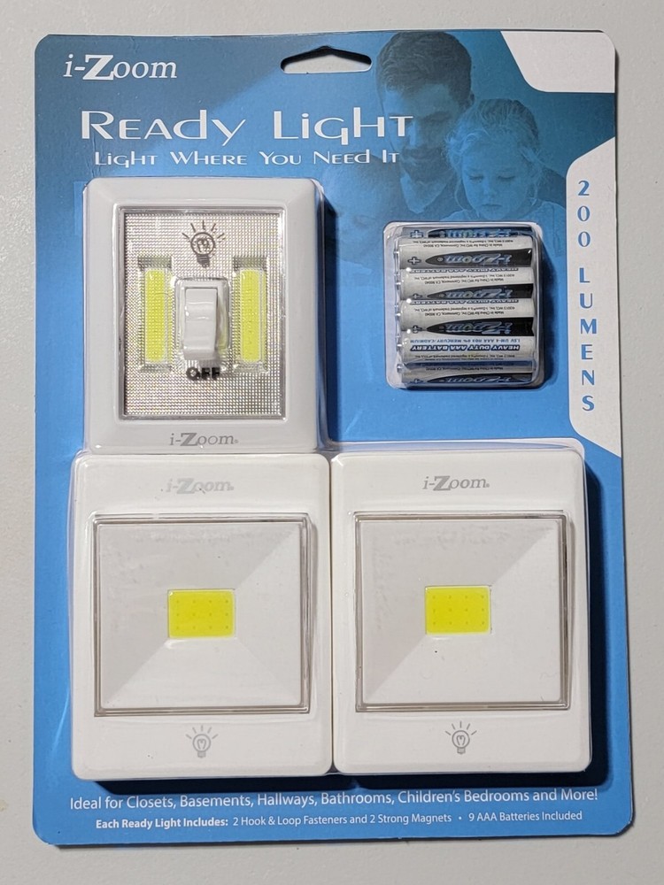i-Zoom Ready Light 2 Hook & Loop Fasteners And Strong Magnets