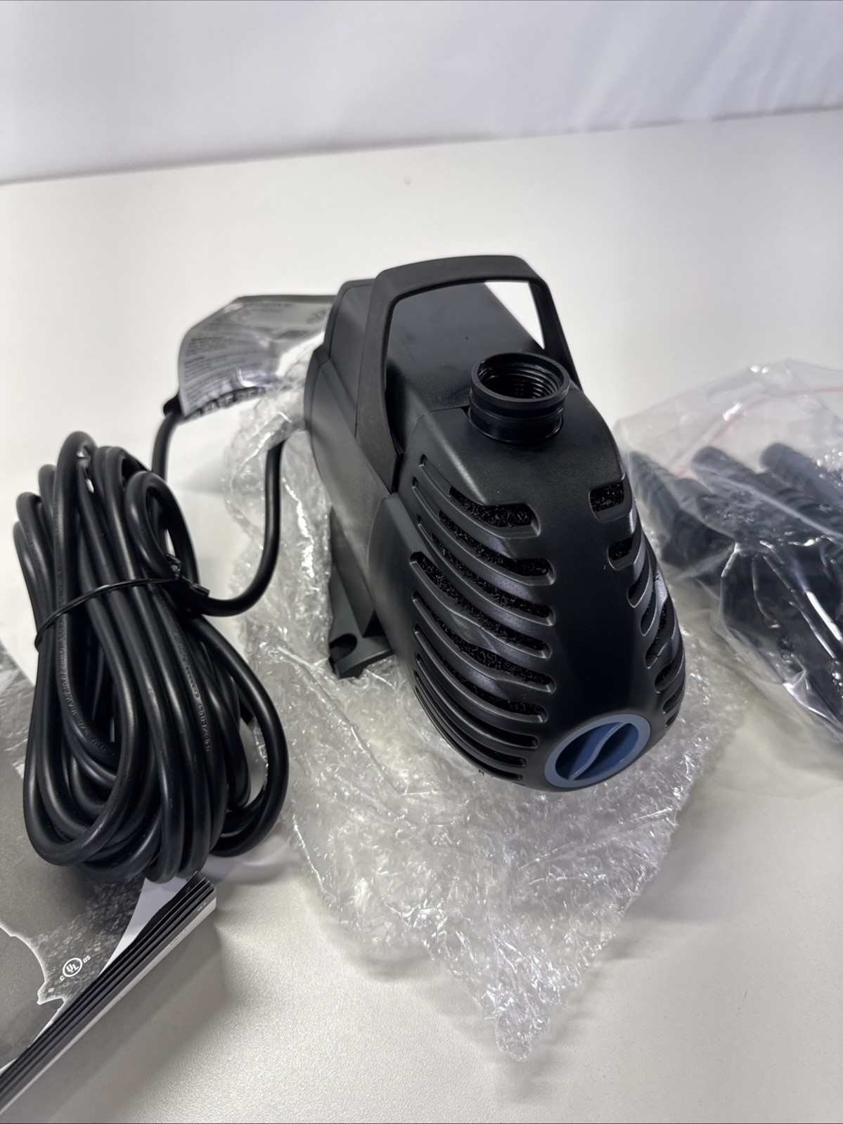 AQUASCAPE ULTRA PUMP 2000 GPH 91010 POND WATER GARDEN FOUNTAIN PUMP gallery