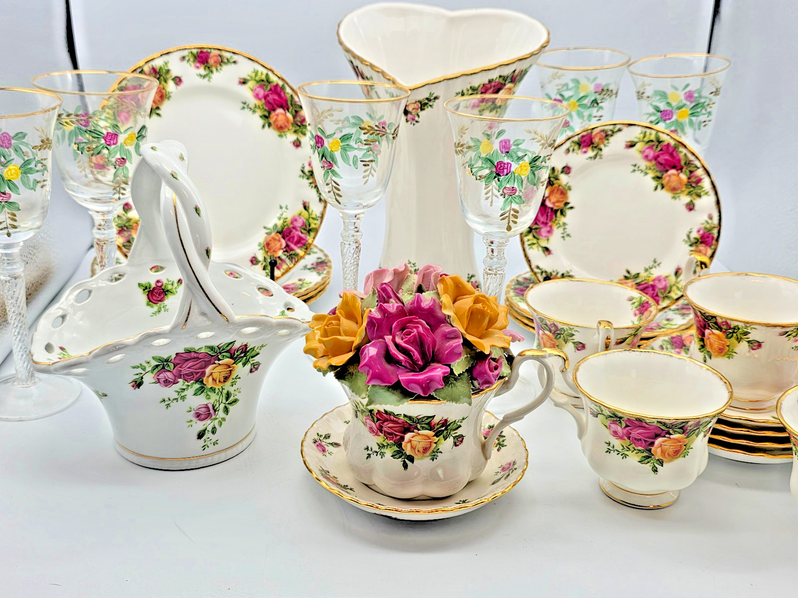 Your Choice: ROYAL ALBERT Old Country Roses Bone China England | plates| goblets gallery
