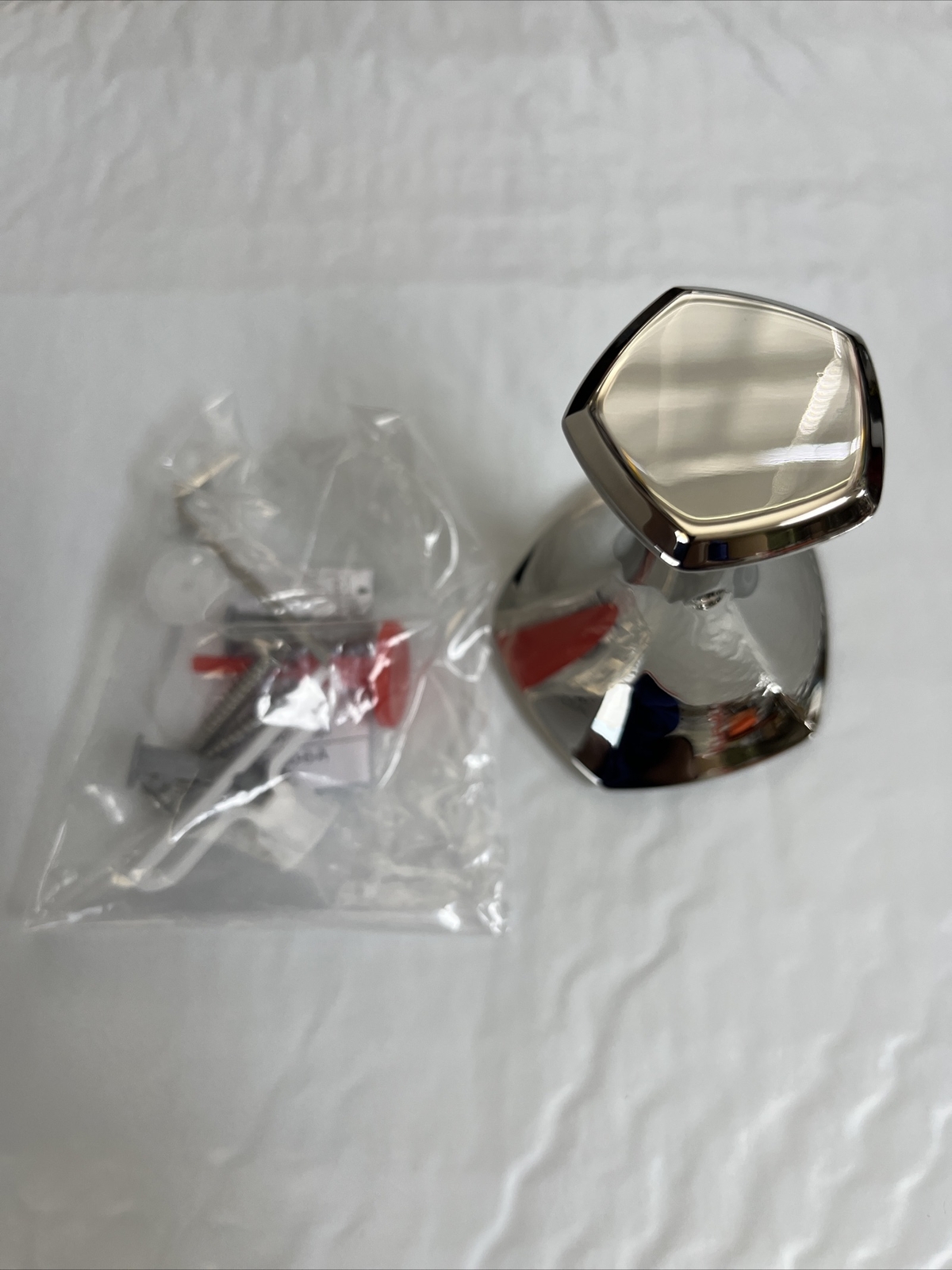 KOHLER Occasion Knob Robe Hook in Vibrant Polished Nickel gallery