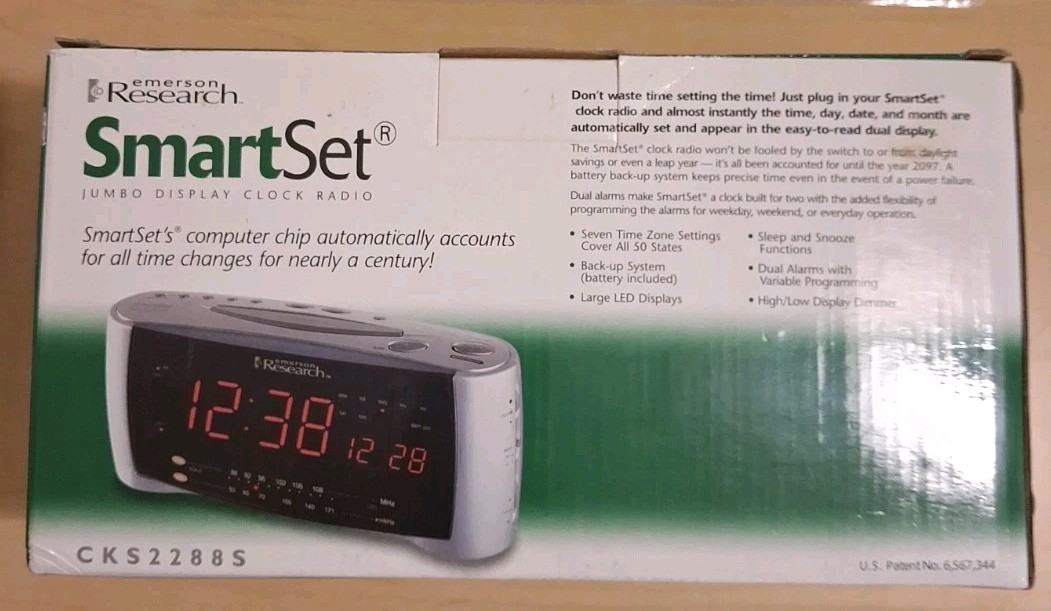 EMERSON RESEARCH SmartSet Jumbo Display Clock Radio CKS2288S "New-Sealed" gallery
