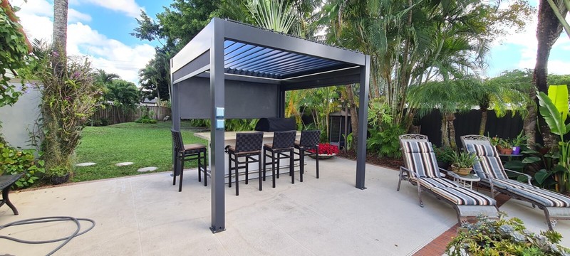 Custom luxury Bioclimatics Pergolas gallery