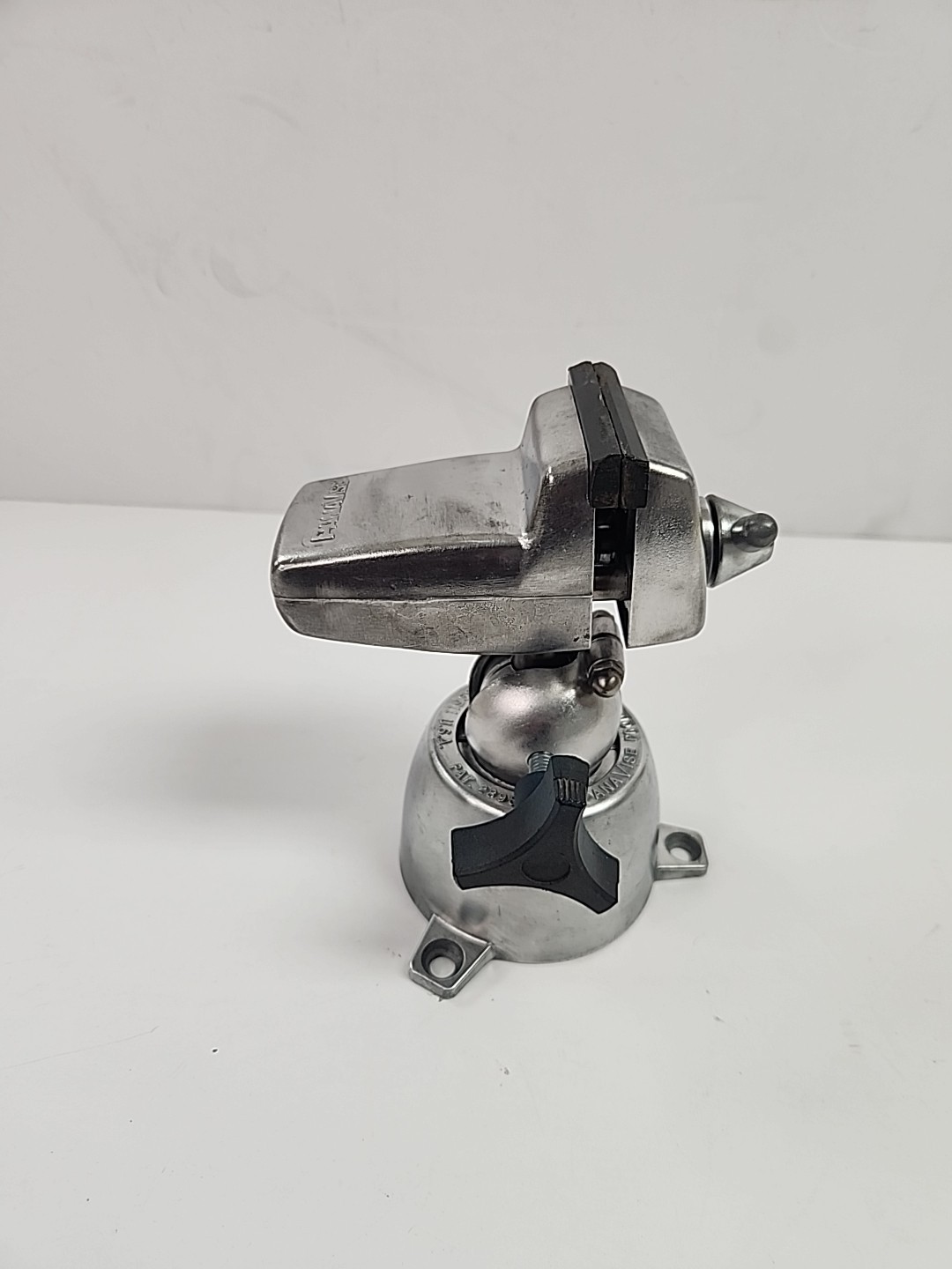 PANAVISE Multi-Angle Vise, Smooth, Swivel Base, 2-1/2" Soft Jaws gallery