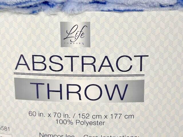 Life Comfort Abstract Plush Lightweight Throw(60 in X 70in), Blue. gallery