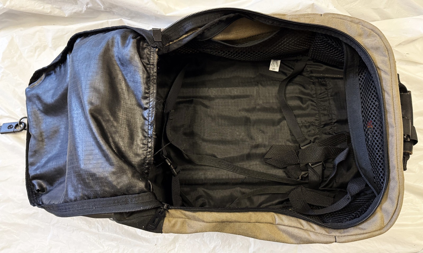 Eagle Creek Switchback rolling backpack luggage 3