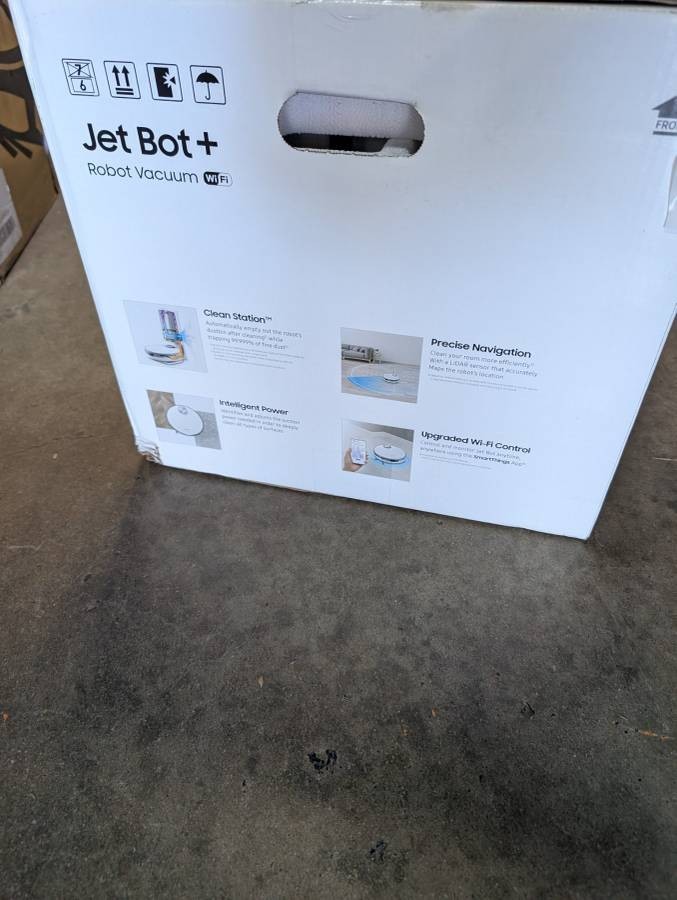 🔥Samsung Jet Bot + Robotic Vacuum Cleaner w/ CLEAN STATION BRAND NEW 🚨 gallery