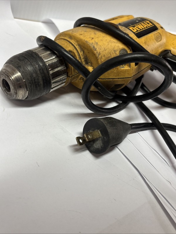 DeWalt DW106 3/8" Corded Drill Variable Speed Reversible – Tested Working gallery