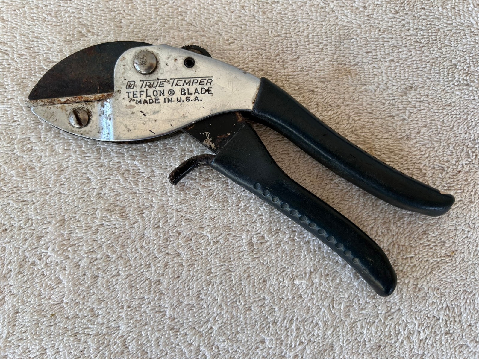 Vintage True Temper Teflon Blade Hand Pruning Shears Comfort and Safety Grip USA gallery