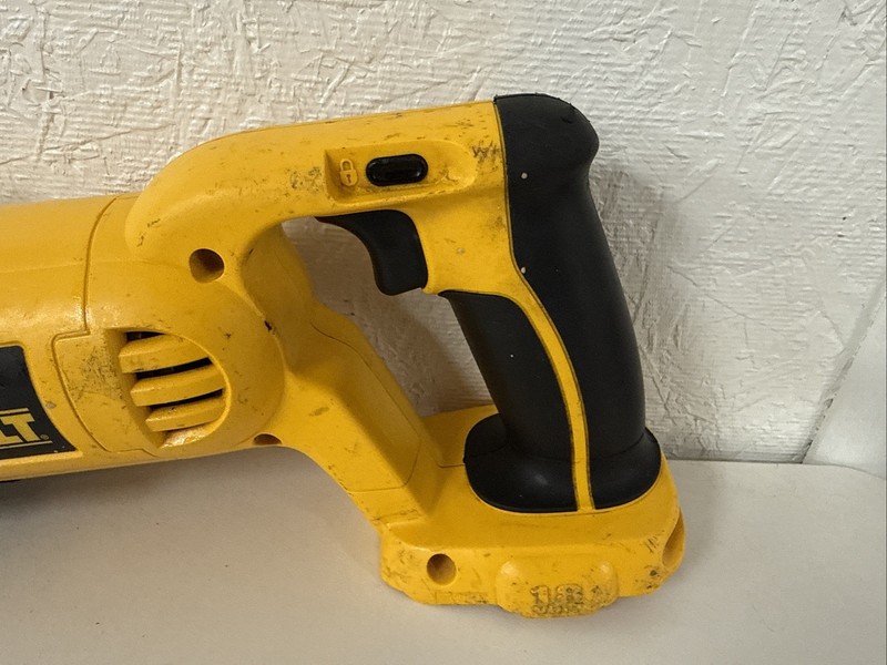 DeWalt DC385 18V Type 2 Variable Speed Reciprocating Saw Bare Tool ONLY Tested gallery