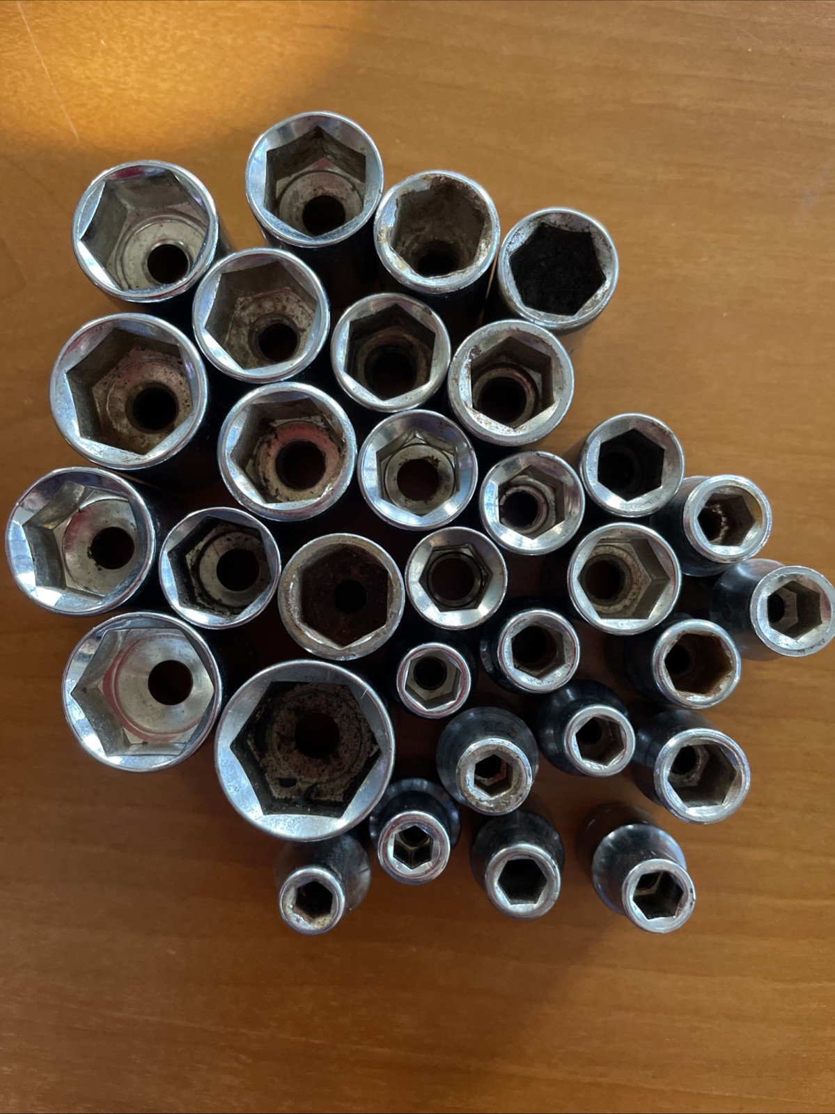 Socket Set 1/4" drive, 6 point, SAE set Made in Taiwan 31 Pcs See Description gallery