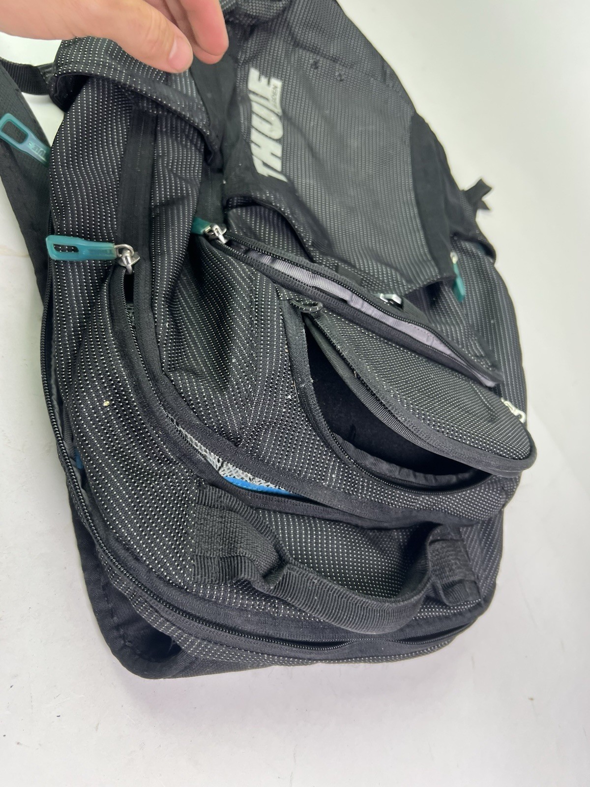 Thule Crossover 32L Backpack Black Blue Laptop Case 2