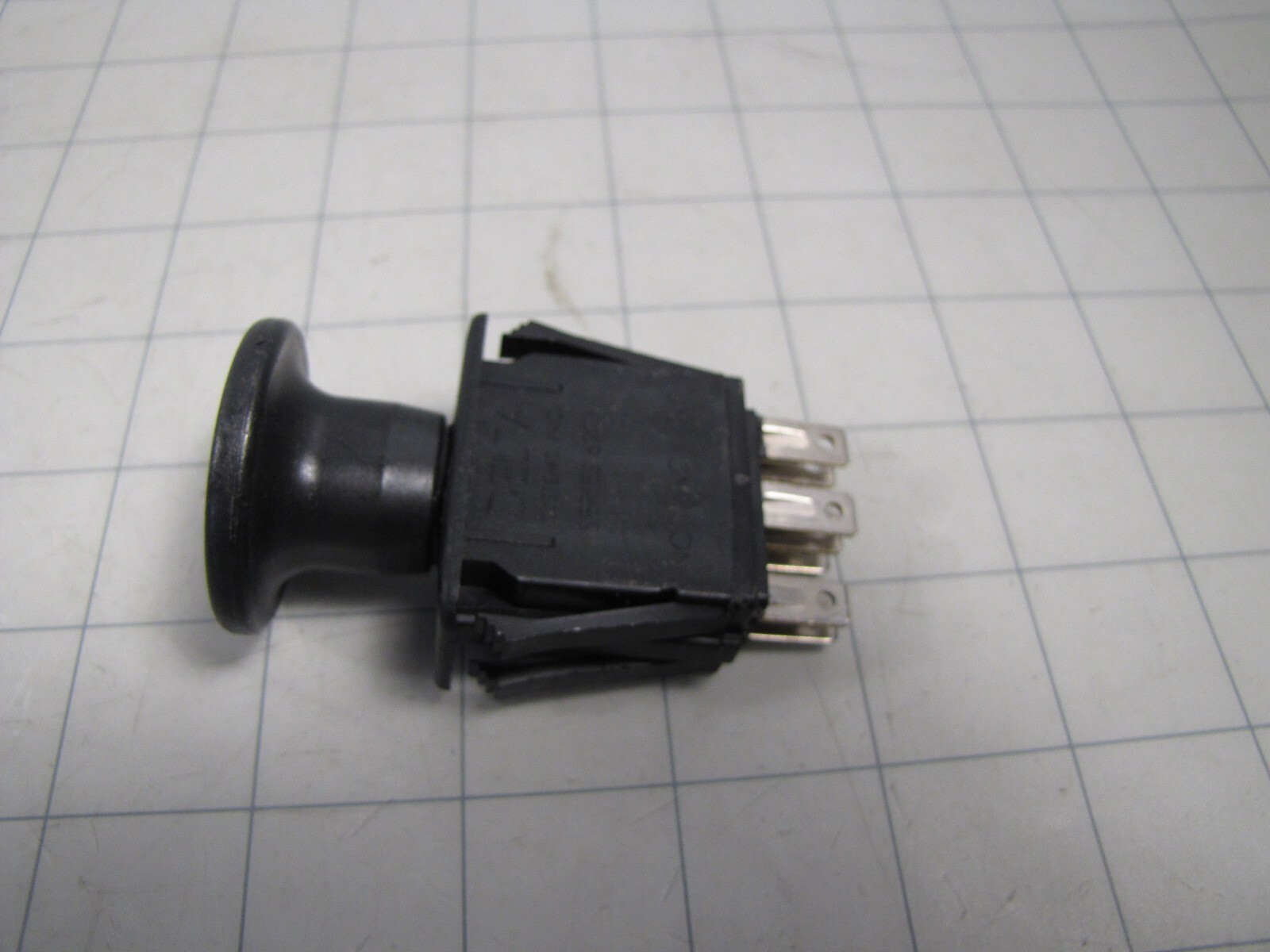 Delta Series 6204 PTO Switch Push / Pull 8-Pin NEW gallery