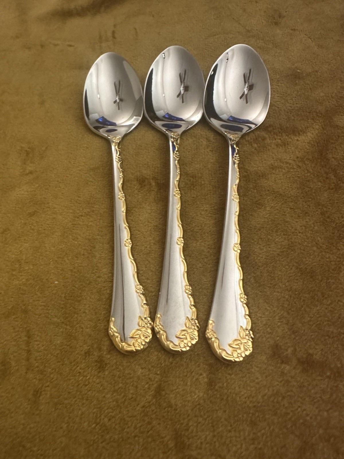 (3) TEASPOONS Oneida Community GOLDEN BELLE ROSE Stainless Flatware gallery