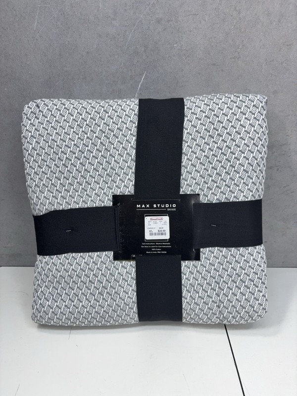 Max Studio Home Decorative Blanket Full Queen 90x90 Grey White Woven NWT gallery
