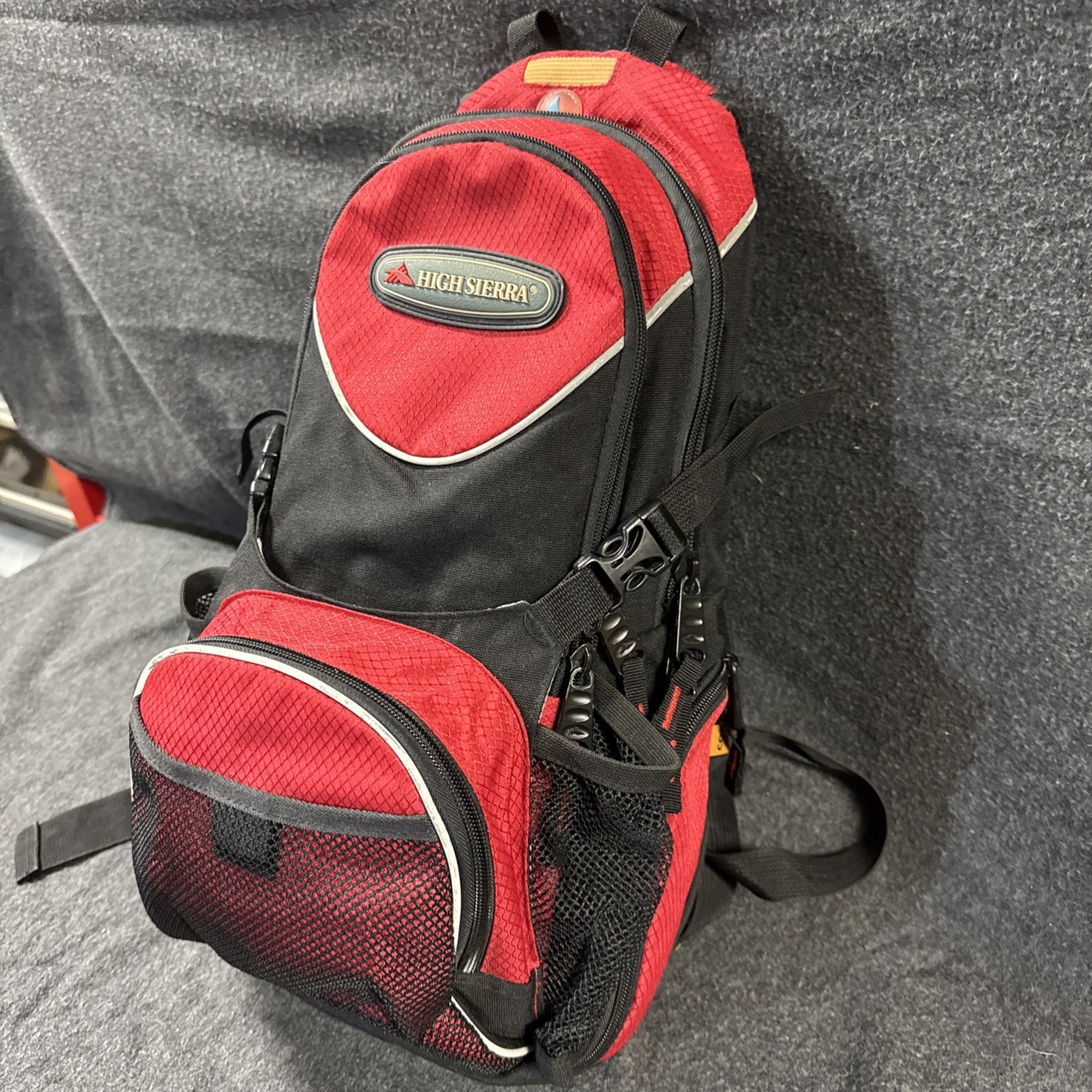 High Sierra Red Hydration Backpack Air Flo Support Back 5