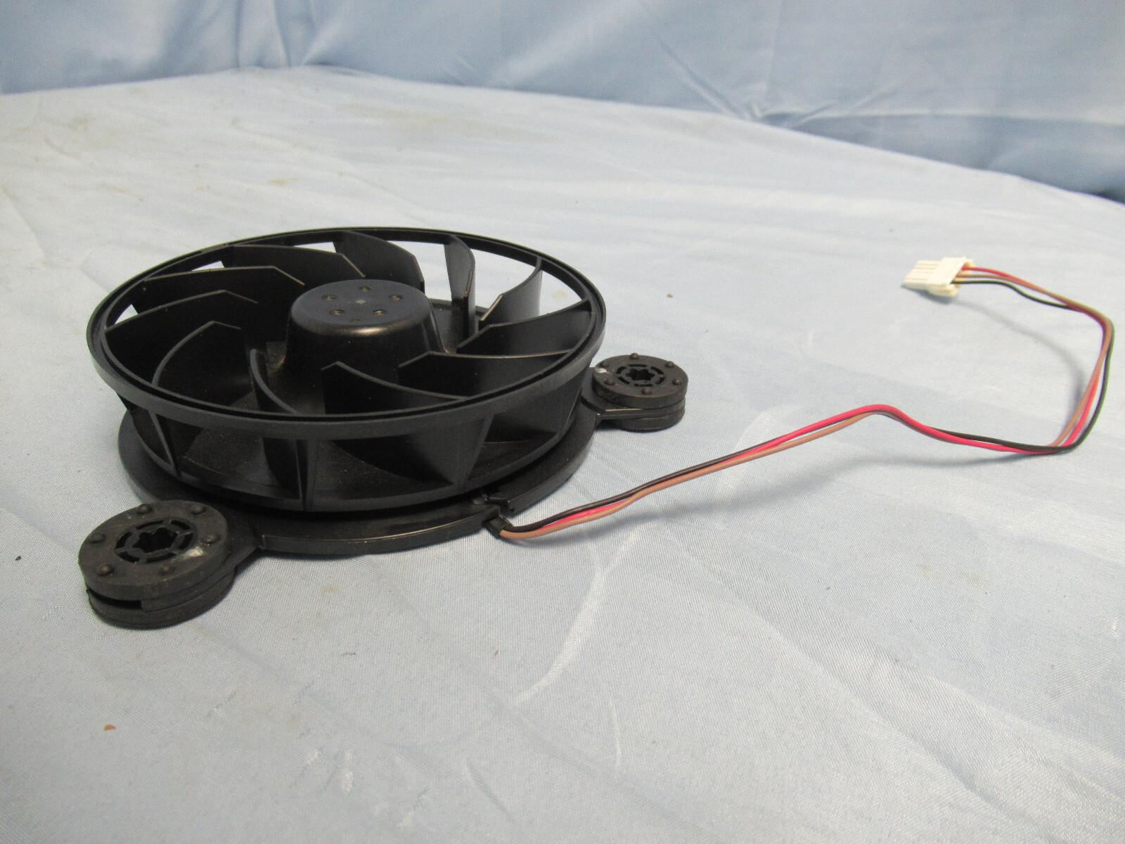 Frigidaire Refrigerator Evaporator Fan Motor 5304526804 (Lot #32) gallery